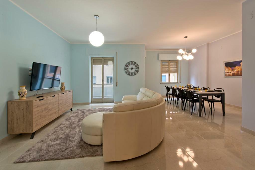 Casa Bella - 3 Baths - Walk To Ortigia Apartment Syracuse Exterior photo